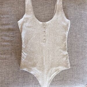 Abercrombie Gray Scoop Neck Bodysuit